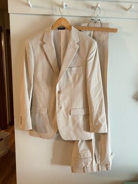 Classic Men's Beige Two-Piece Suit